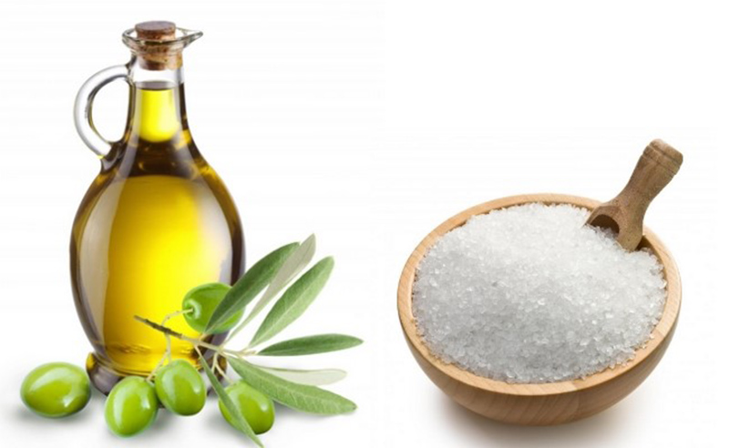 Combine sea salt with olive oil.