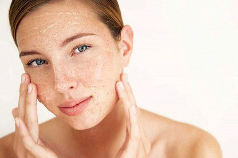 Remove dead skin cells from your face through exfoliation