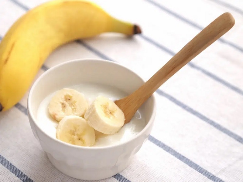 Banana and yoghurt are skin-care miracles that are applied by many women